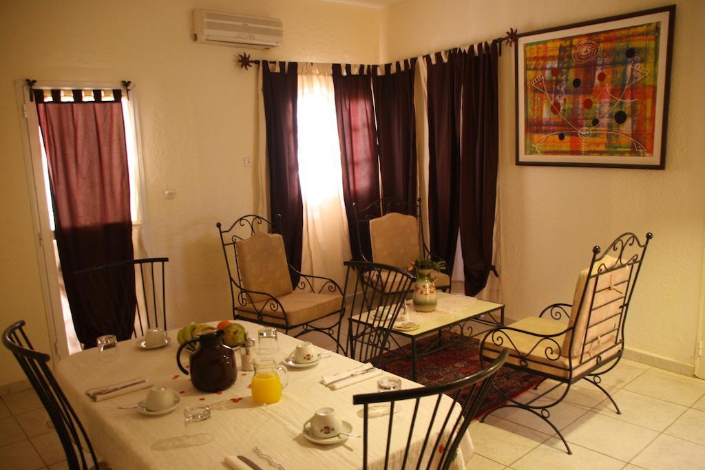 Hotel Grazia Maria Мбур Стая снимка