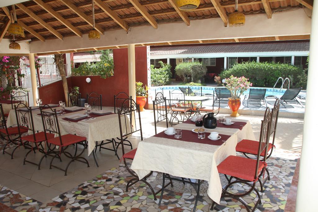 Hotel Grazia Maria Мбур Стая снимка