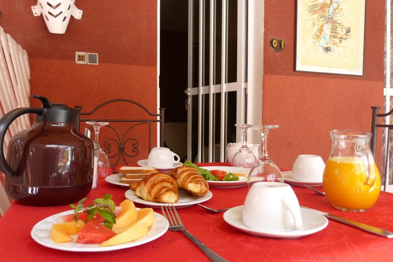 Hotel Grazia Maria Мбур Екстериор снимка