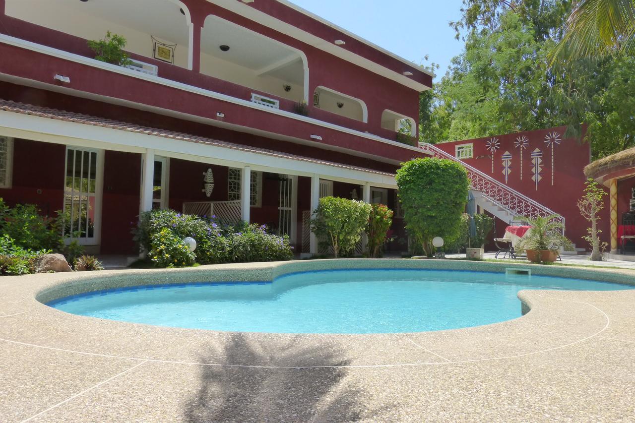 Hotel Grazia Maria Мбур Екстериор снимка