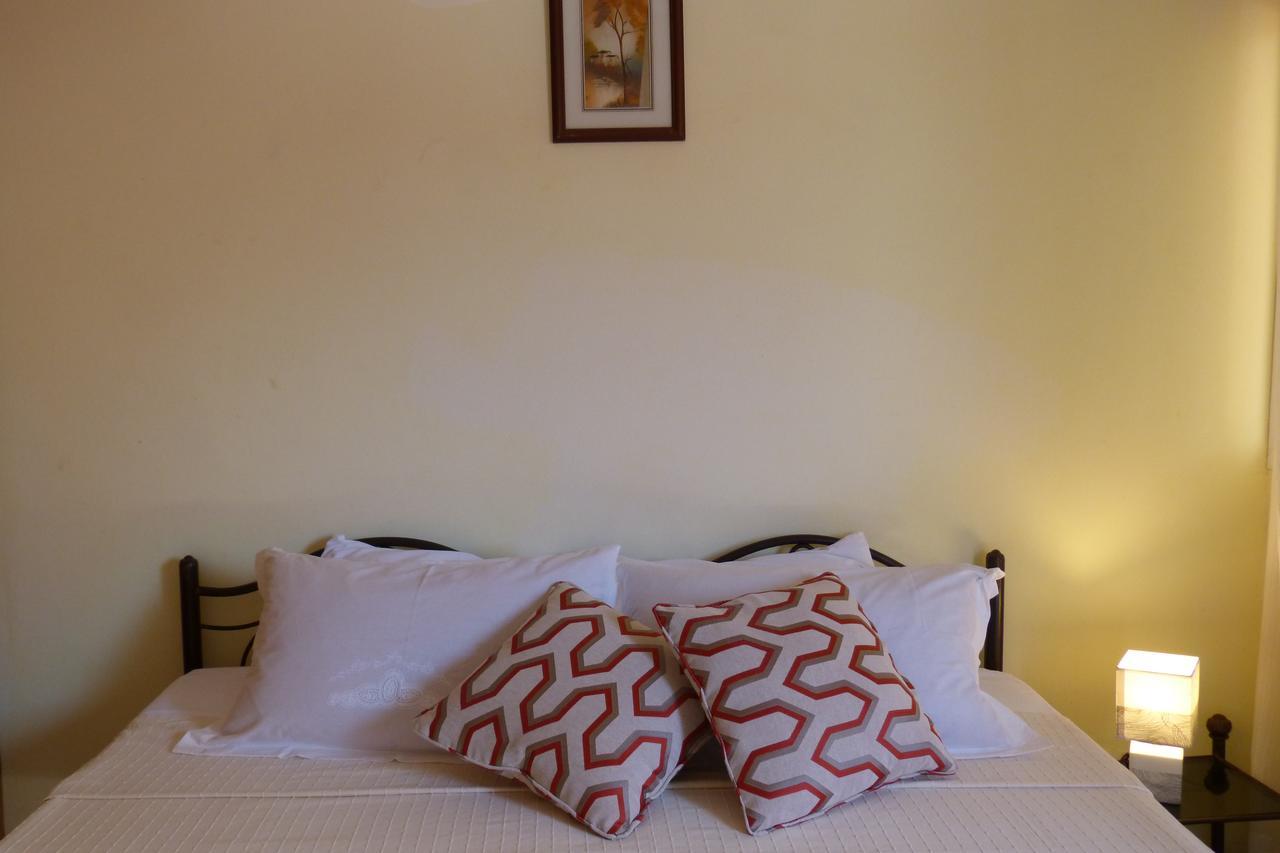 Hotel Grazia Maria Мбур Екстериор снимка